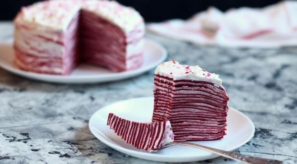 Блинный торт Красный бархат