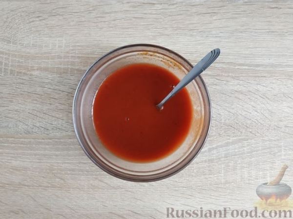 Куриная печень, тушенная в томатно-соевом соусе с мёдом