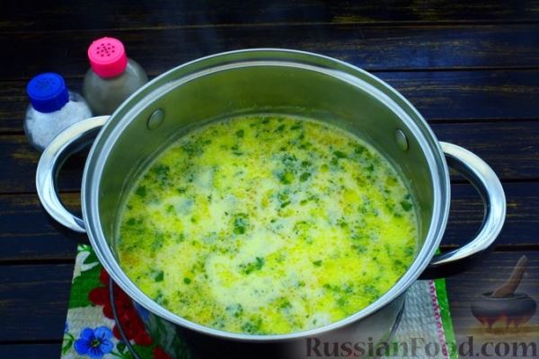 Сливочно-сырный суп с фрикадельками из индейки