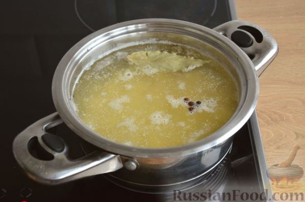 Суп с фрикадельками и кукурузной крупой