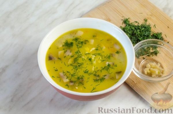 Сырный суп с грибами и мясным фаршем